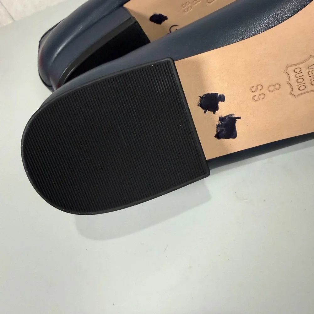 Vaneli Fc-313 Navy Nappa Soft‎ Leather Cap Toe Ballet Flat Narrow size 8SS